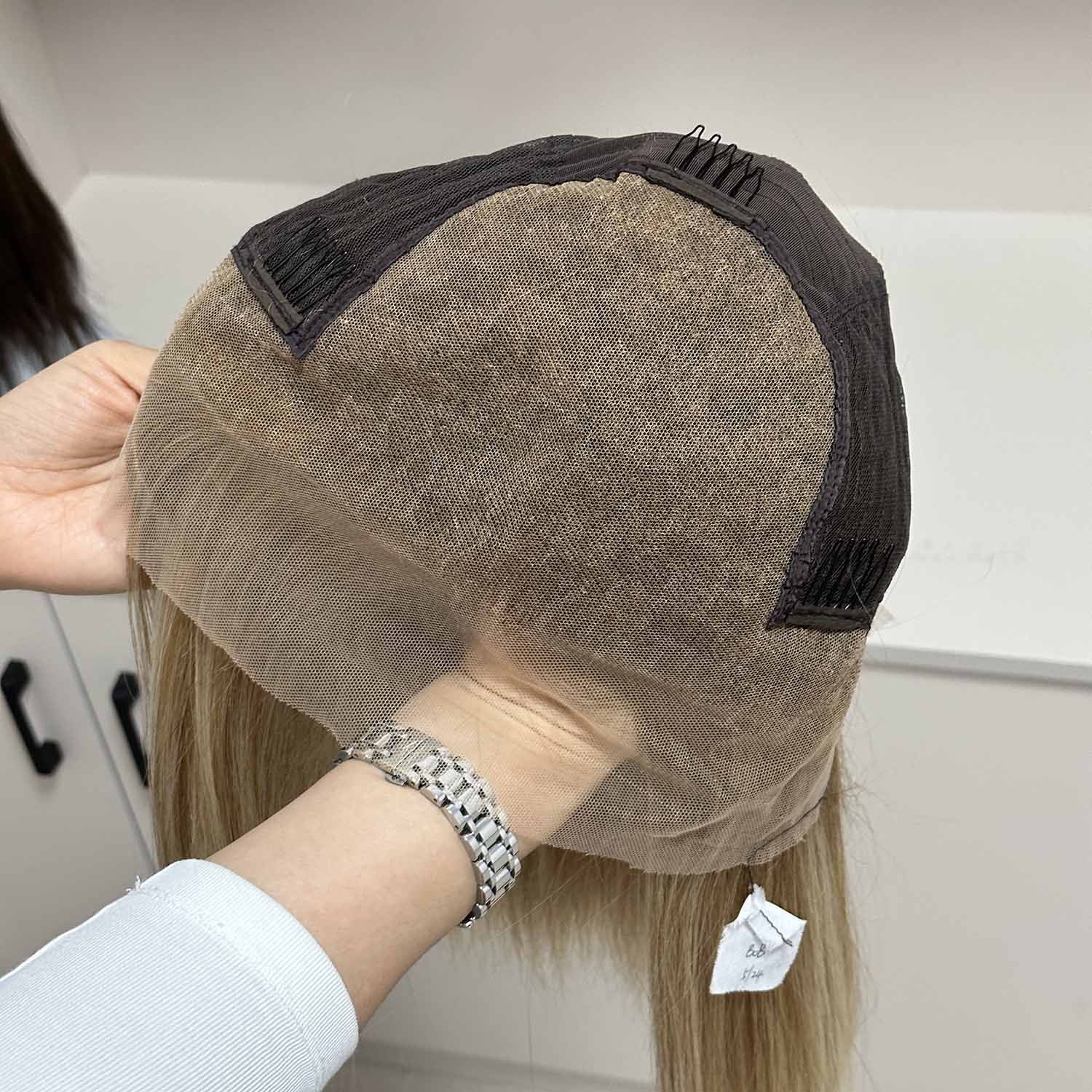 Body Wave Human Hair Lace Front Wig with Transparent Lace for Daily Use